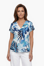 Bluse aus Viskose mit tropischem Print und Falten