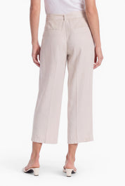 Chinos mit weitem Bein aus Lyocell™ mit Stoffgürtel