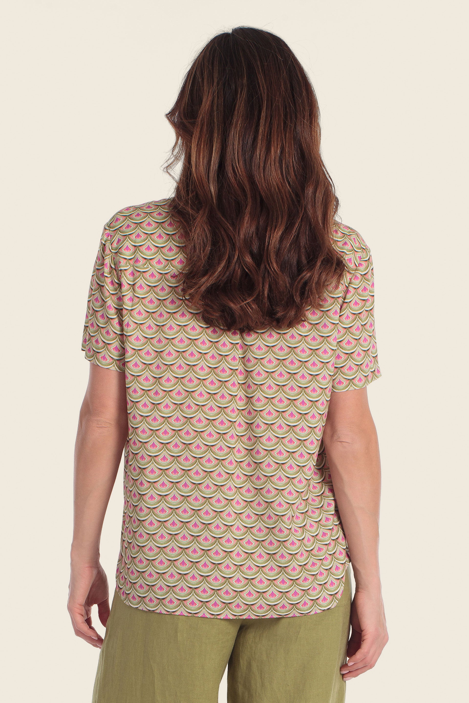 Bedruckte Viskosebluse mit V-Ausschnitt