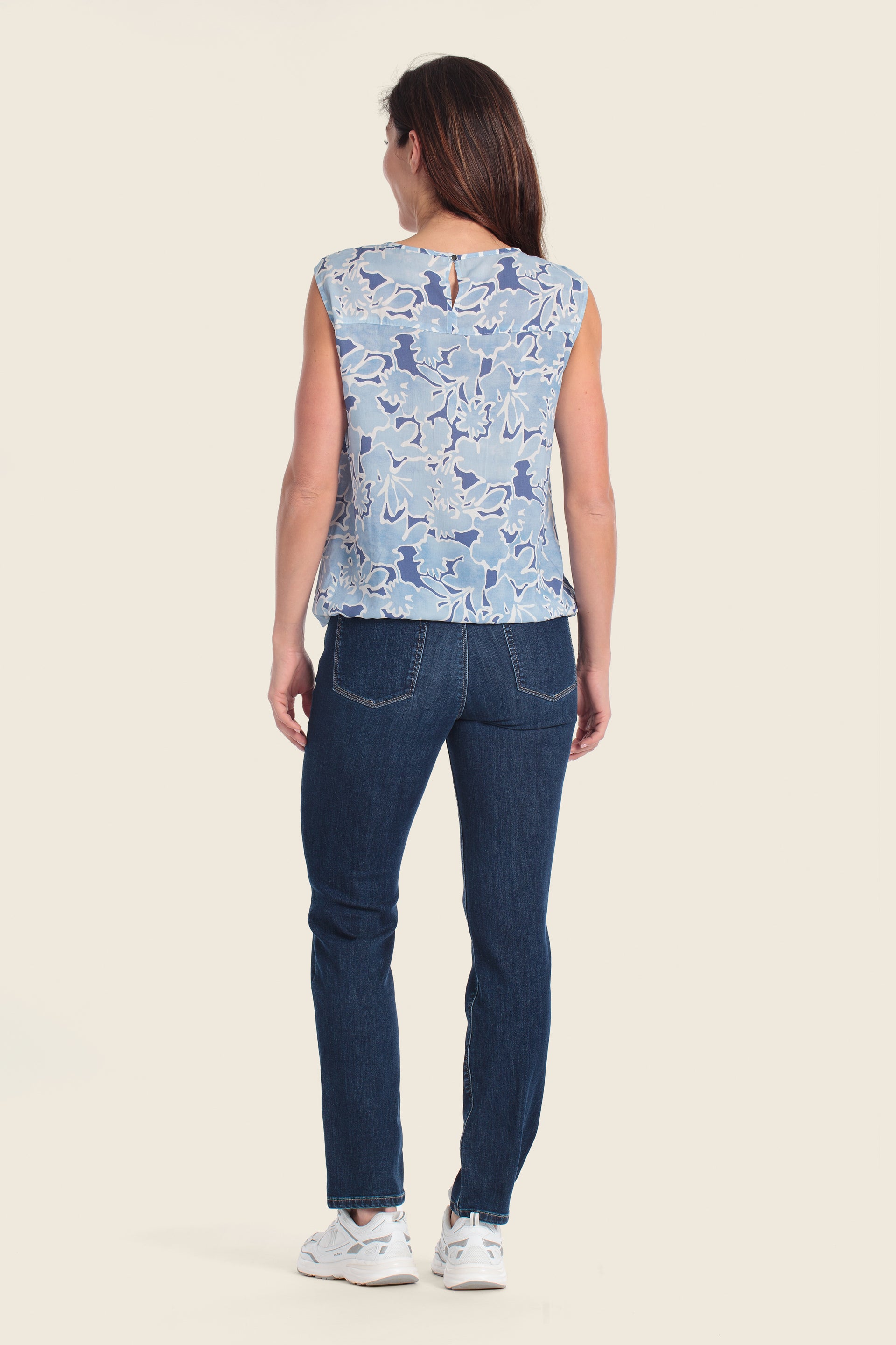 Ärmellose Viskosebluse mit verstellbarem Saum