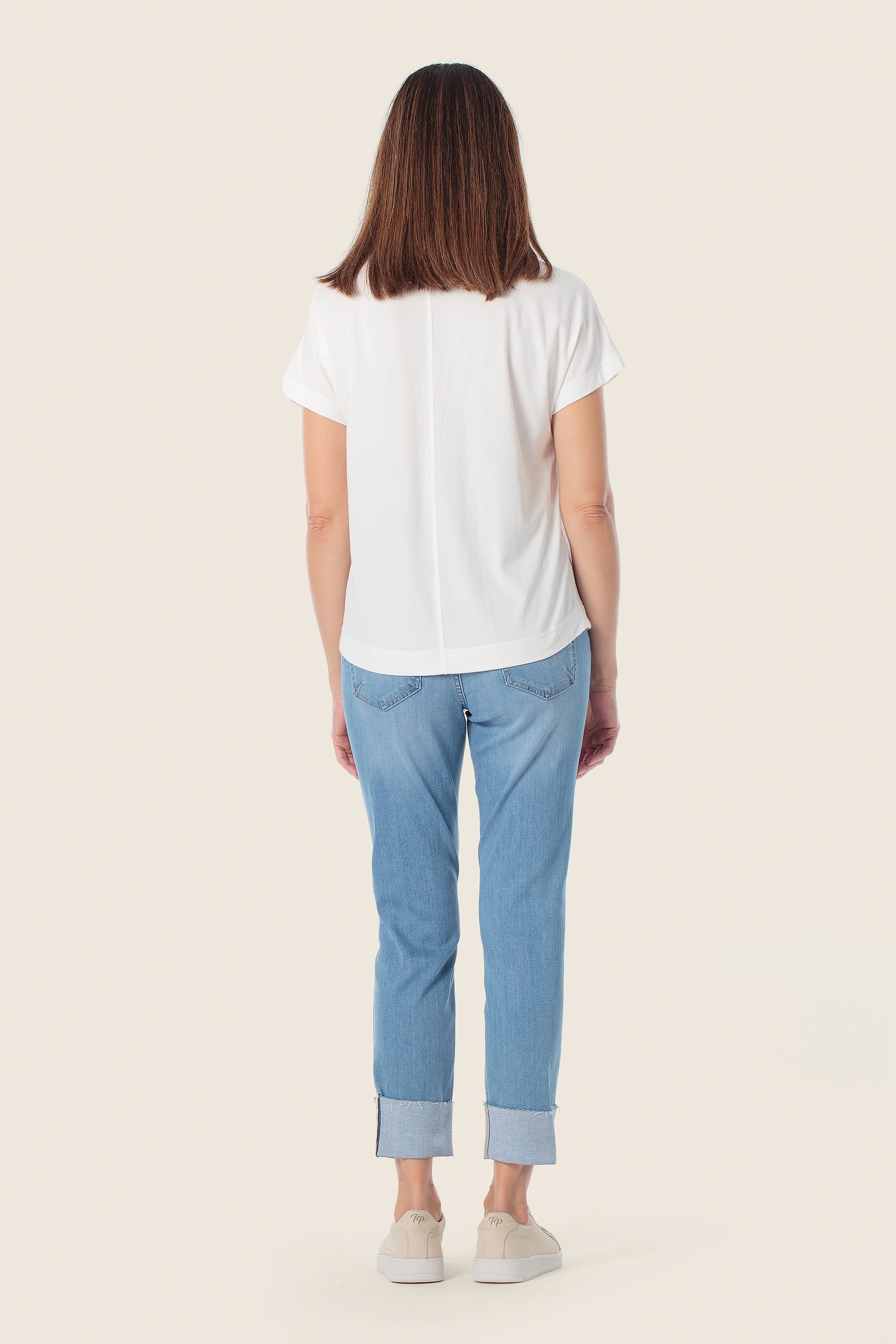 Strukturiertes T-Shirt mit V-Ausschnitt