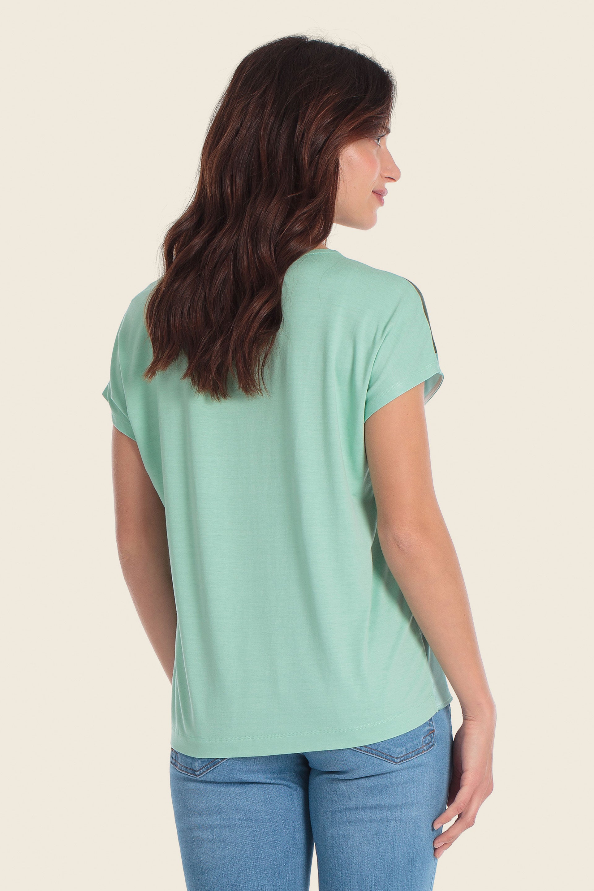 T-Shirt aus Materialmix mit grafischem Tropenmuster