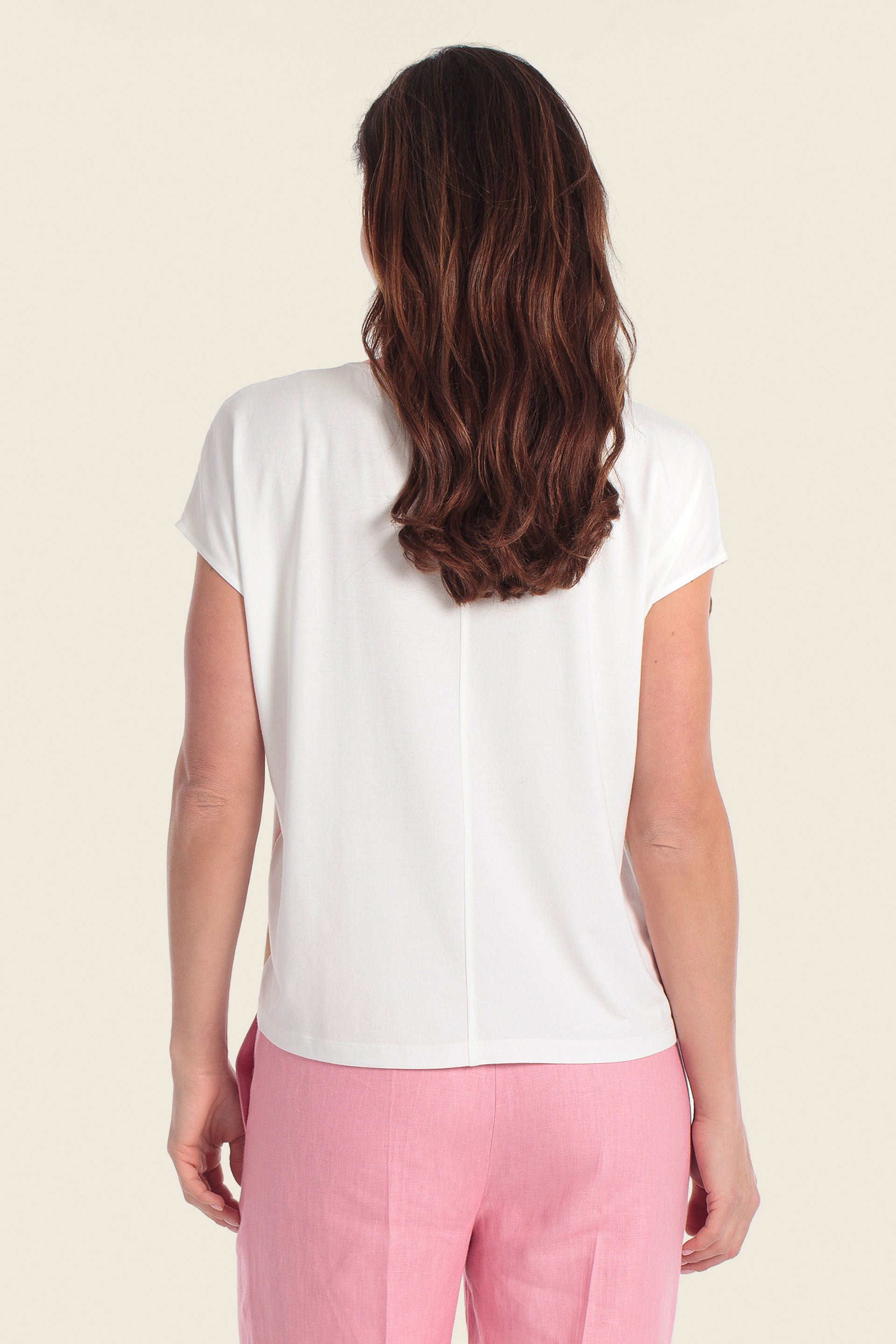 Bedrucktes T-Shirt aus Viskosemischgewebe mit tropischem Design