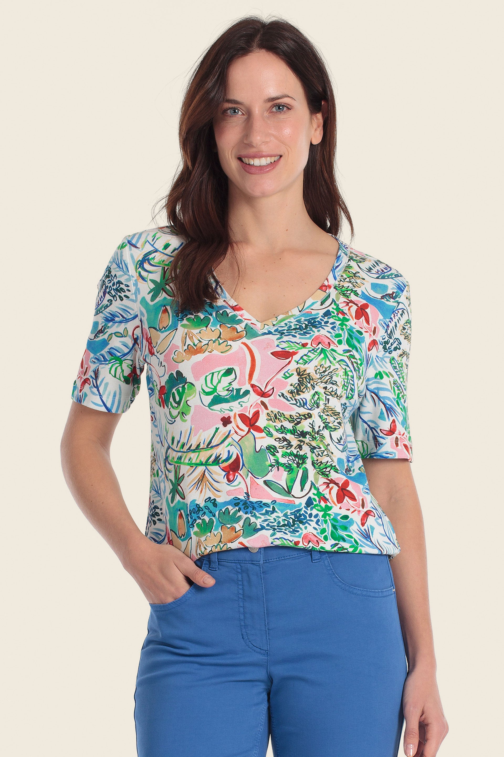 Bedrucktes V-Ausschnitt-T-Shirt mit künstlerischem Design