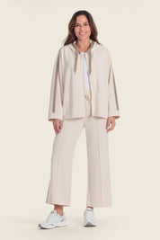 Sportjacke mit Kapuze & Streifen