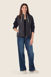 Leichte Weste mit Kordelzug