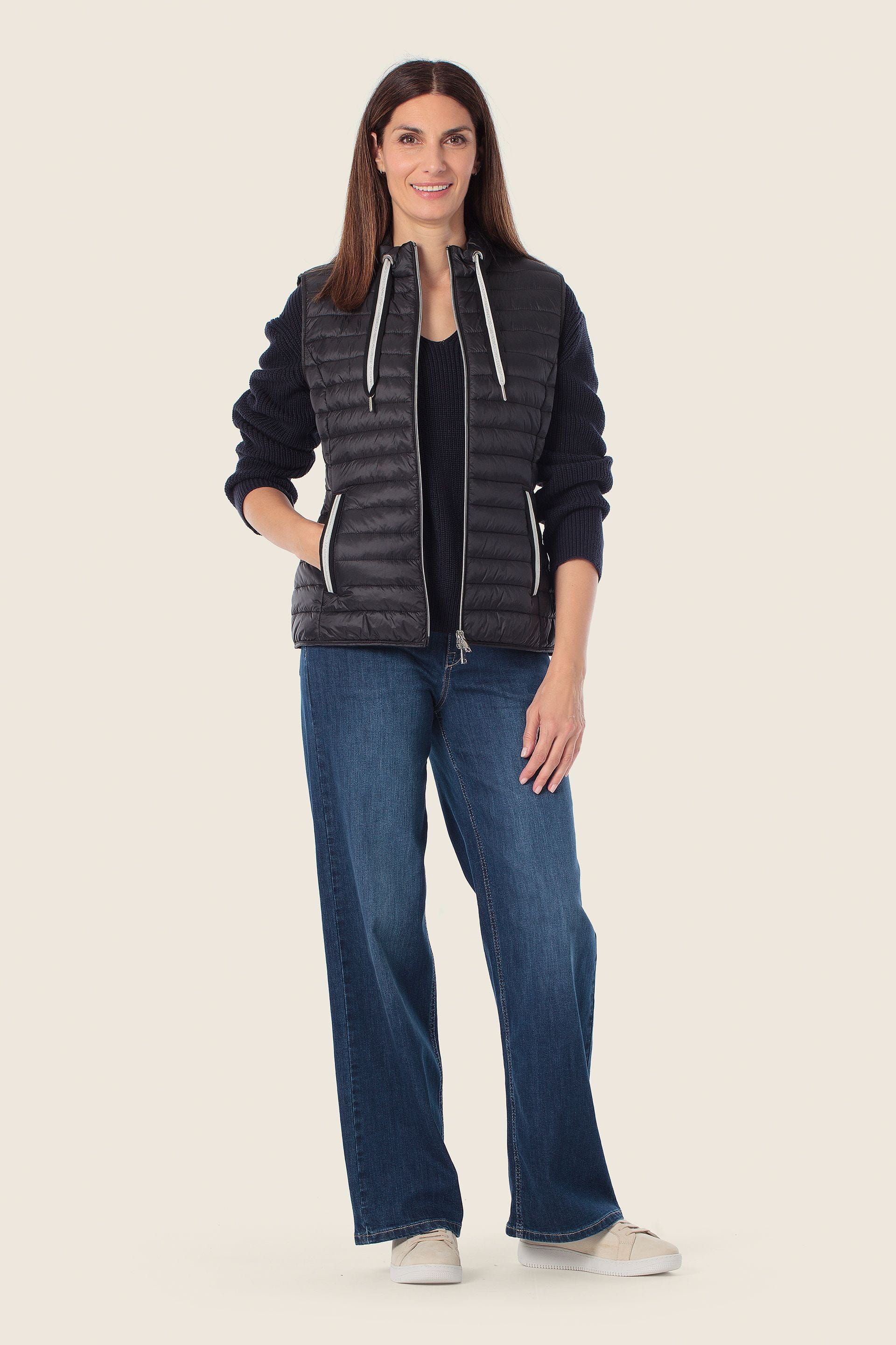 Leichte Weste mit Kordelzug