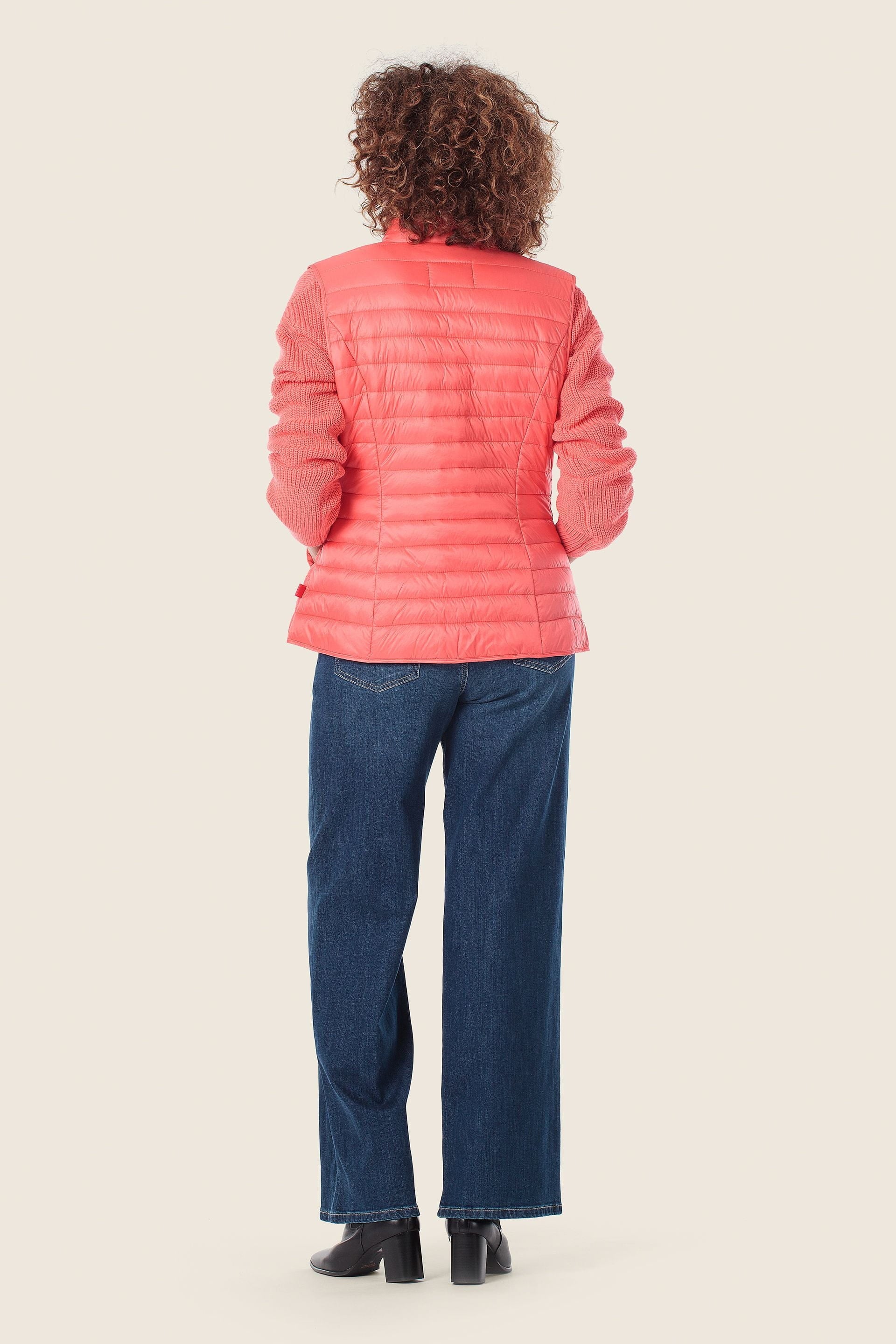 Leichte Weste mit Kordelzug