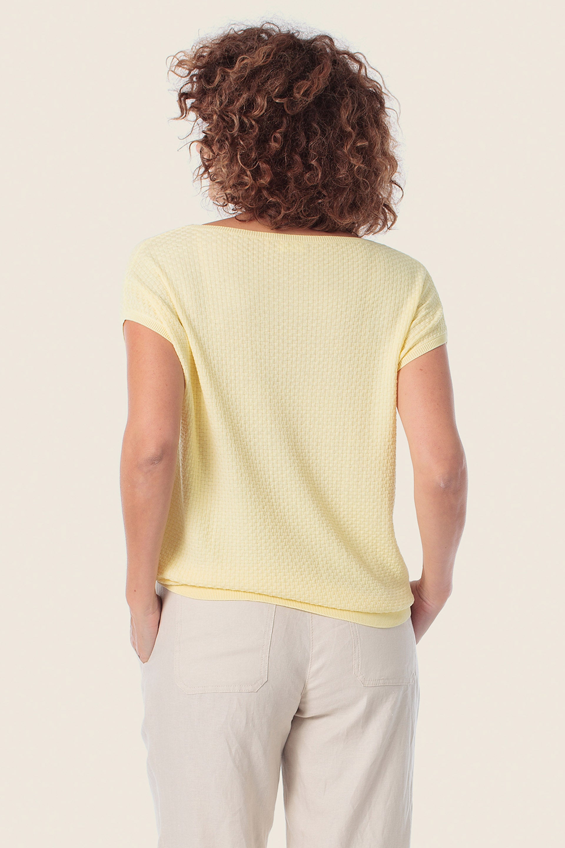 Ärmelloser Pullover aus strukturierter Baumwolle