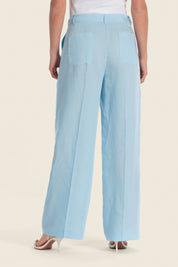 Chino-Hose mit geradem Bein und Bundfalten