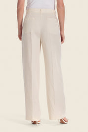 Chino-Hose mit geradem Bein und Bundfalten
