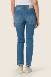 Schmal geschnittene Stretch-Denimhose mit dekorativem Saum