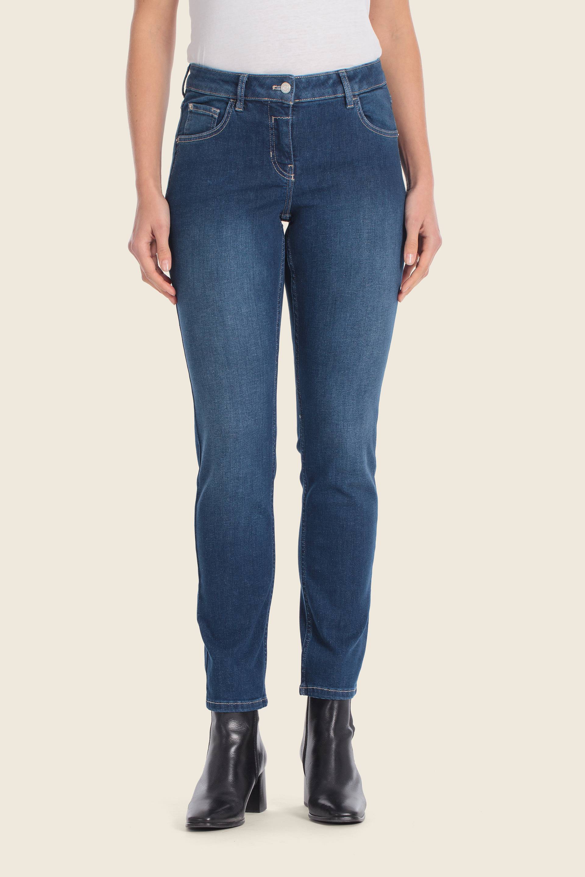 Jeans in verschiedenen Tönen von GERRY WEBER