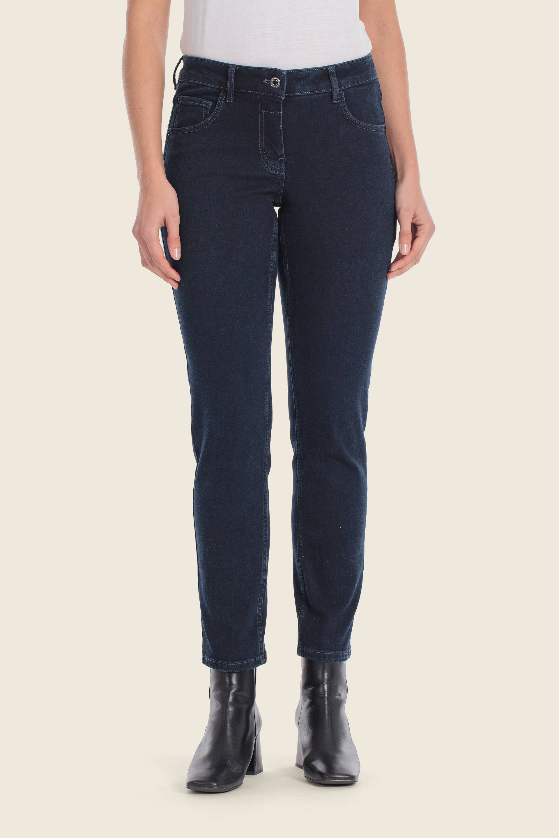 Jeans in verschiedenen Tönen von GERRY WEBER