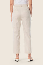 Schmale Chino Hose aus Baumwolle