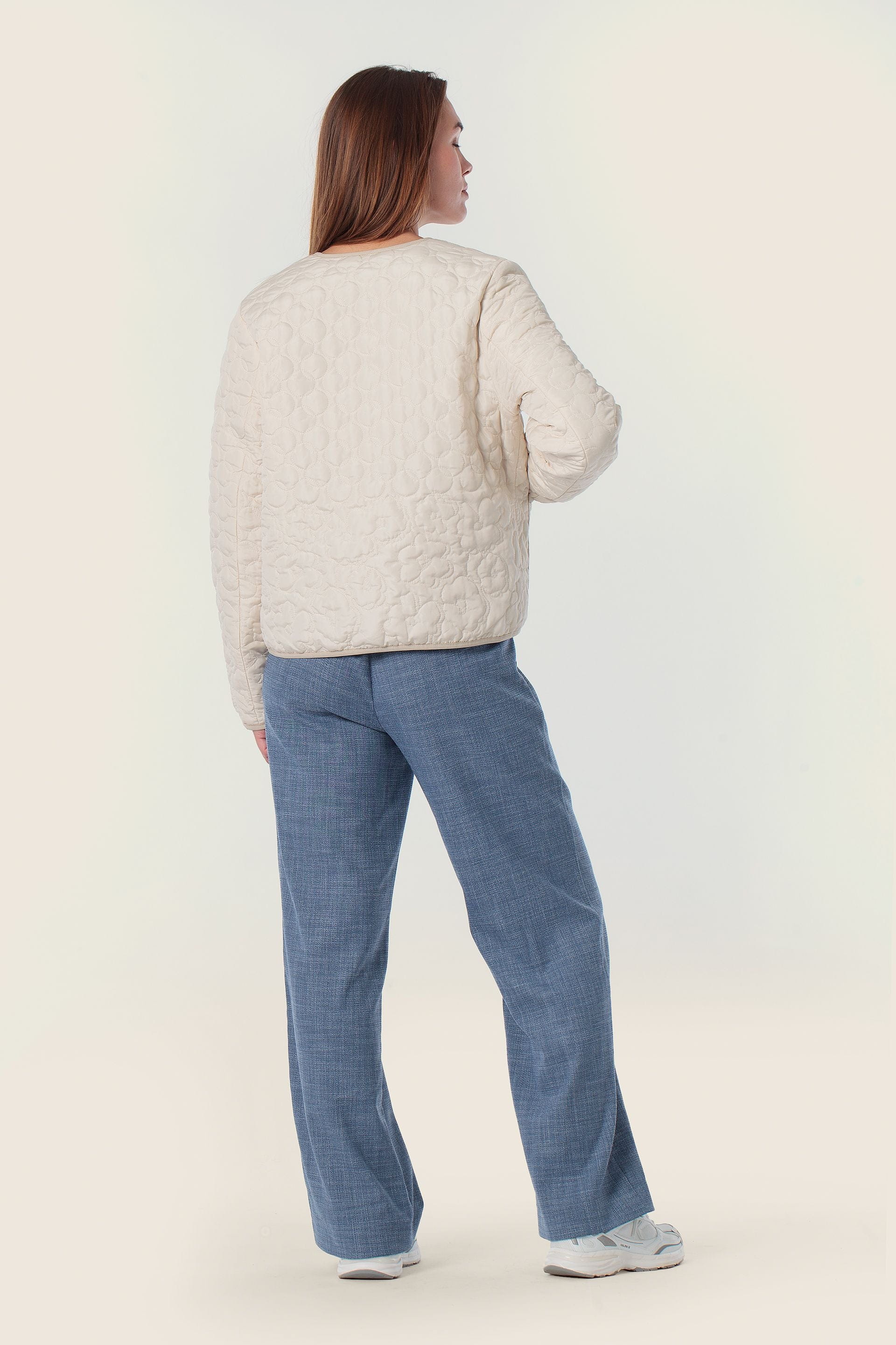 Beige Steppjacke mit Rundquiltmuster