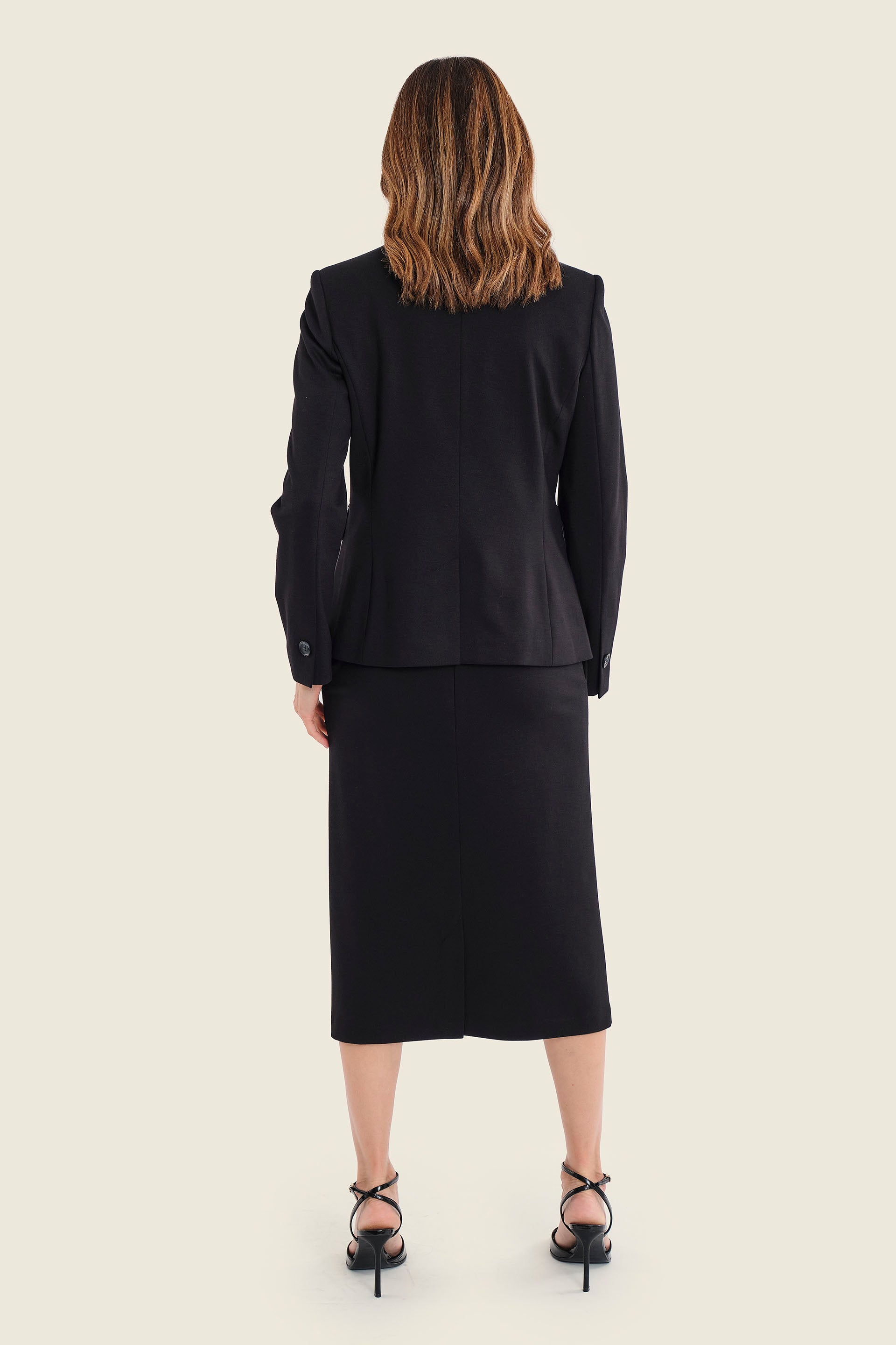 Blazer aus Punto-Milano-Jersey mit Pattentaschen, Schwarz