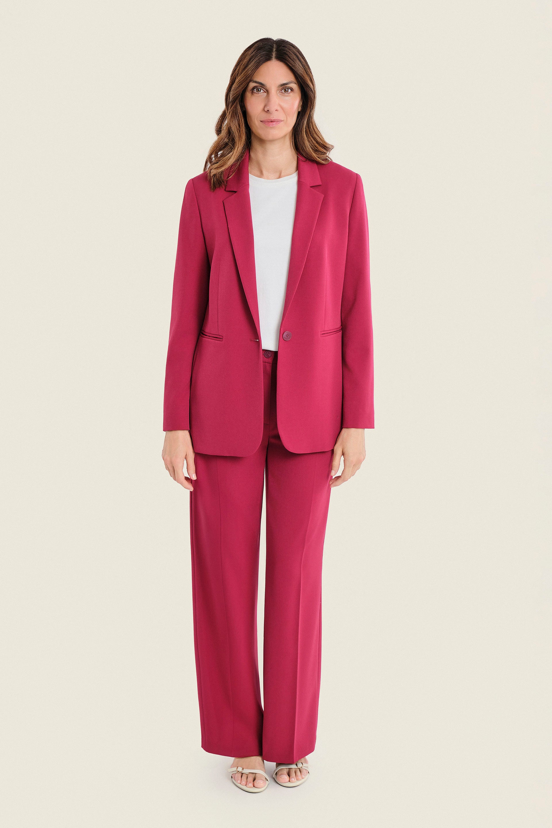 Taillierter Blazer mit Paspeltaschen, Rubinrot