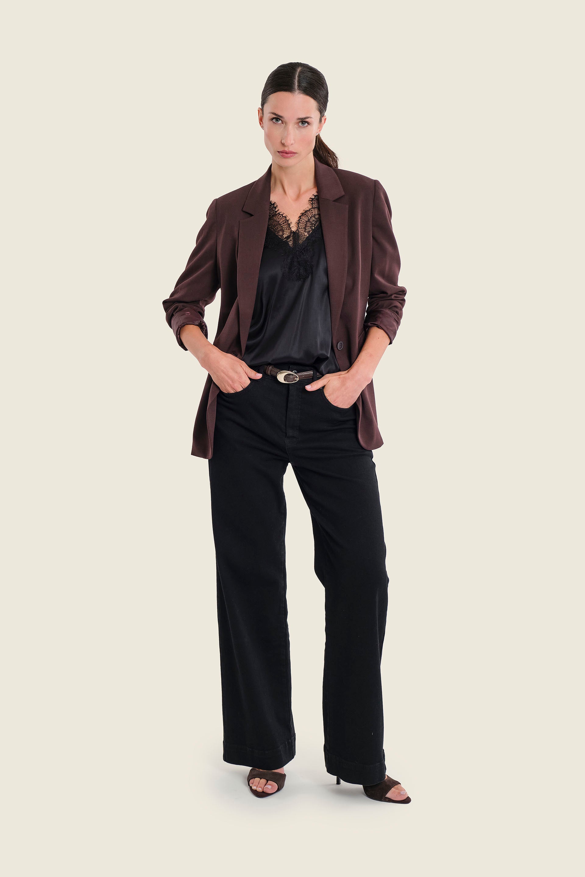 Taillierter Blazer mit Paspeltaschen, Pflaumenbraun