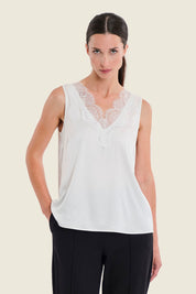 Ärmellose Bluse mit Spitze am V-Ausschnitt, Wollweiß