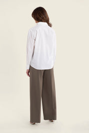 Hemdbluse aus Stretch-Baumwolle mit Krempelärmeln, Weiß