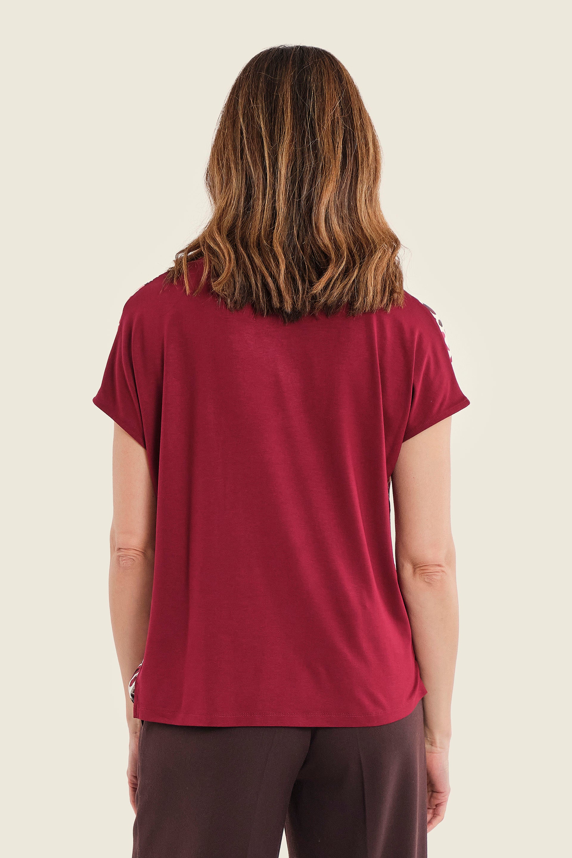 T-Shirt im Materialmix mit bedruckter Vorderseite, Wildmuster Rauch