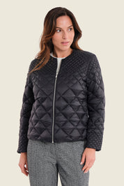 Steppjacke mit Farbverlauf, Schwarz
