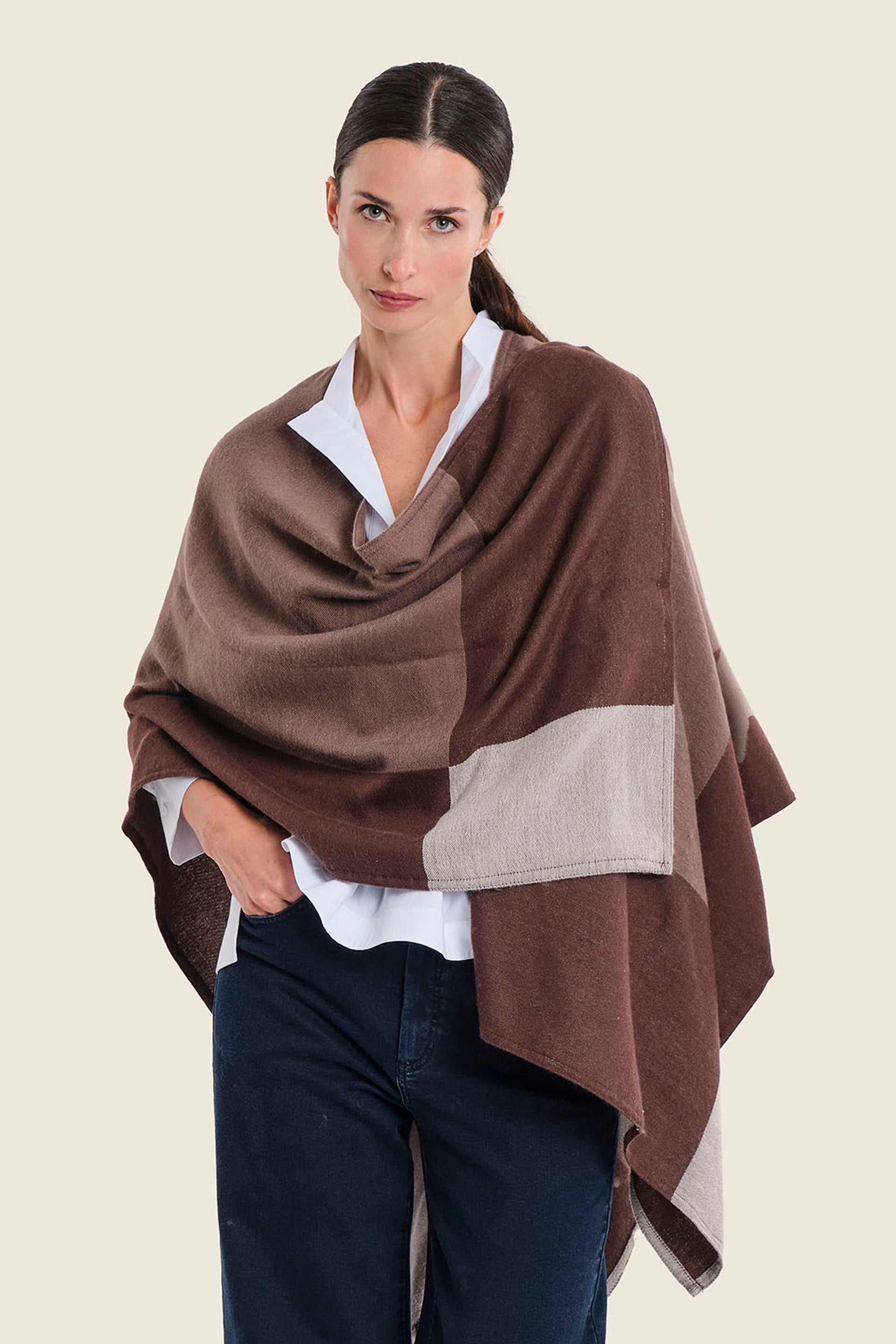 Poncho mit Fischgratmuster, Kaffeebraun