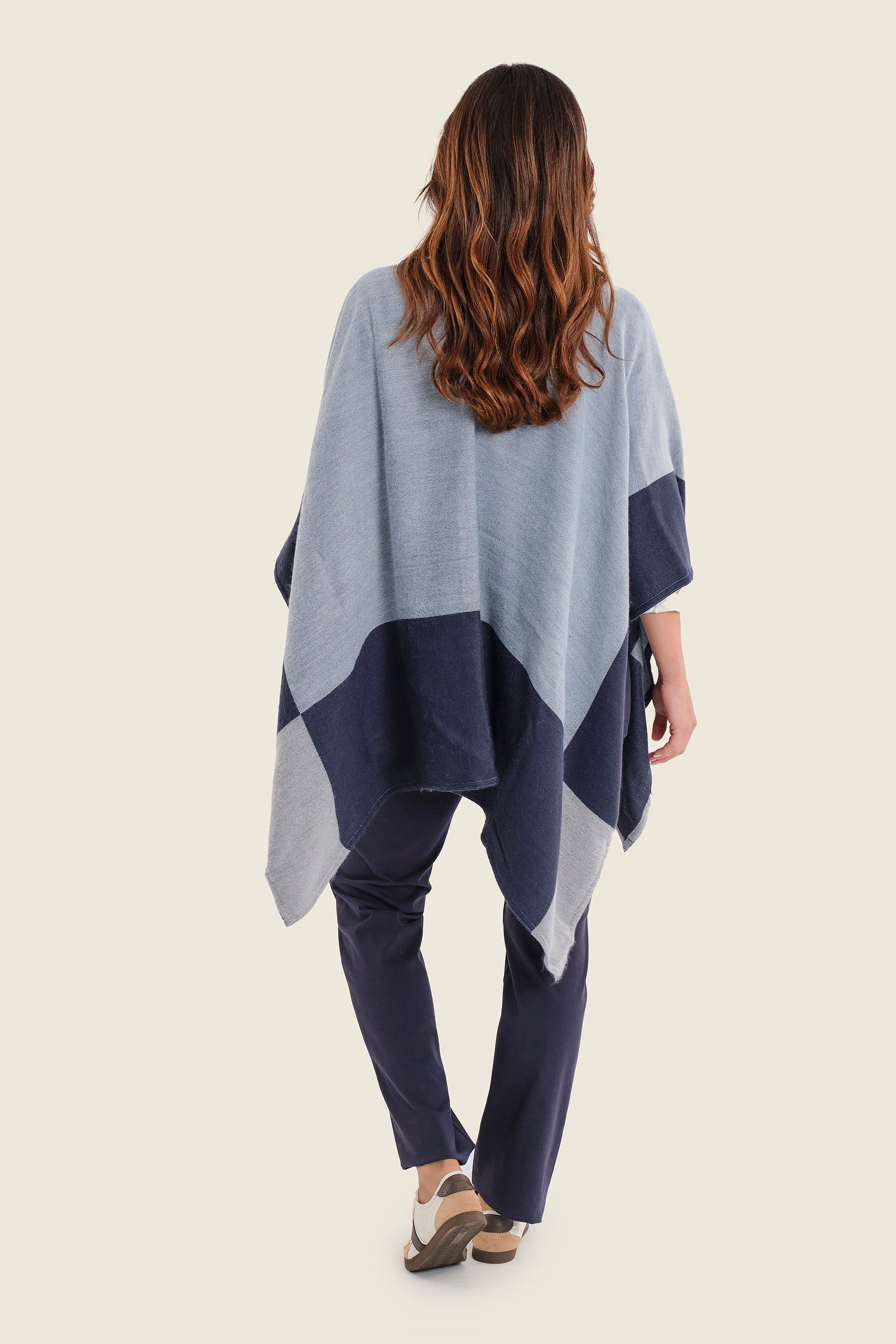 Poncho mit Fischgratmuster, Nachtblau
