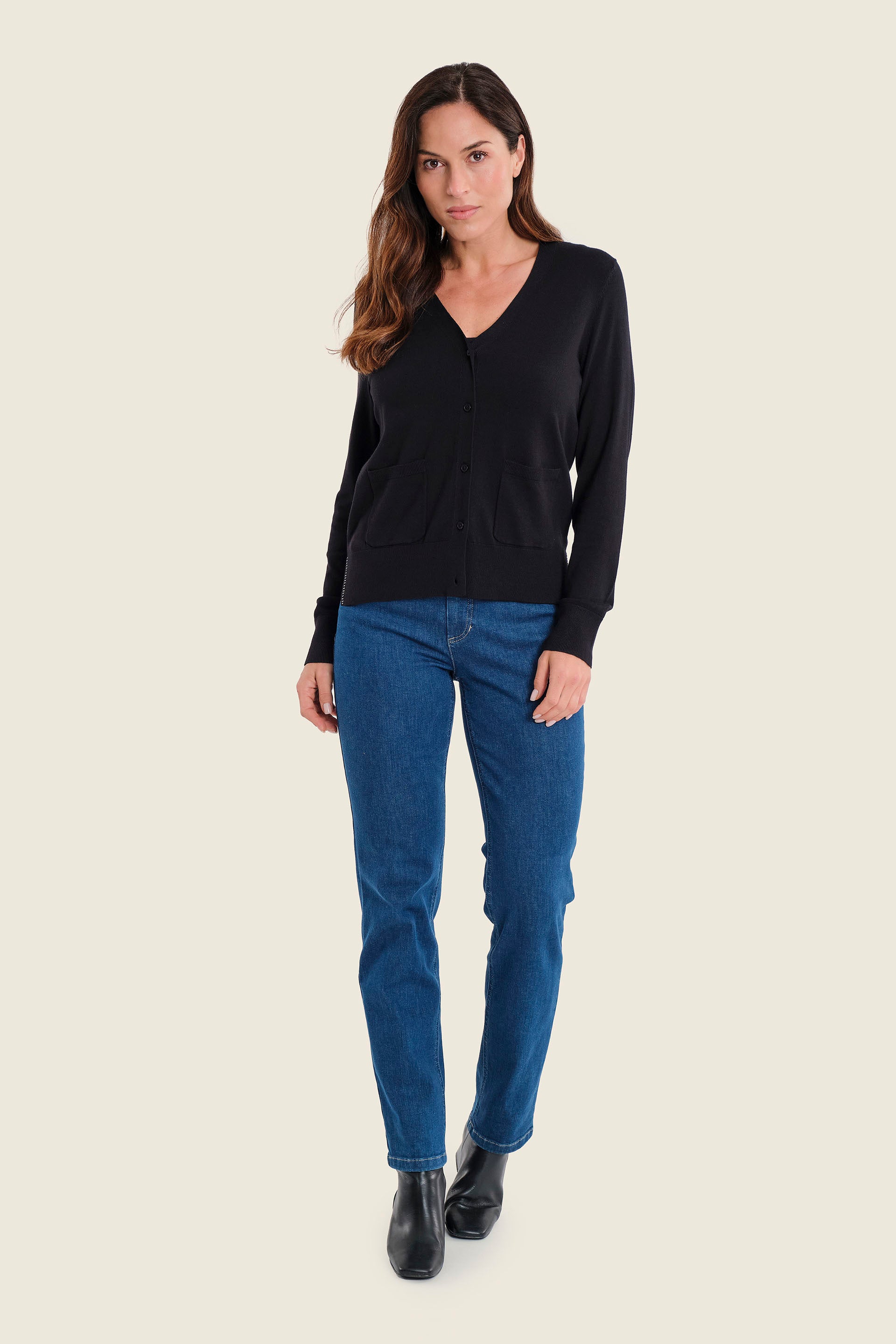 Strickjacke mit V-Ausschnitt und Kontrastbündchen, Schwarz
