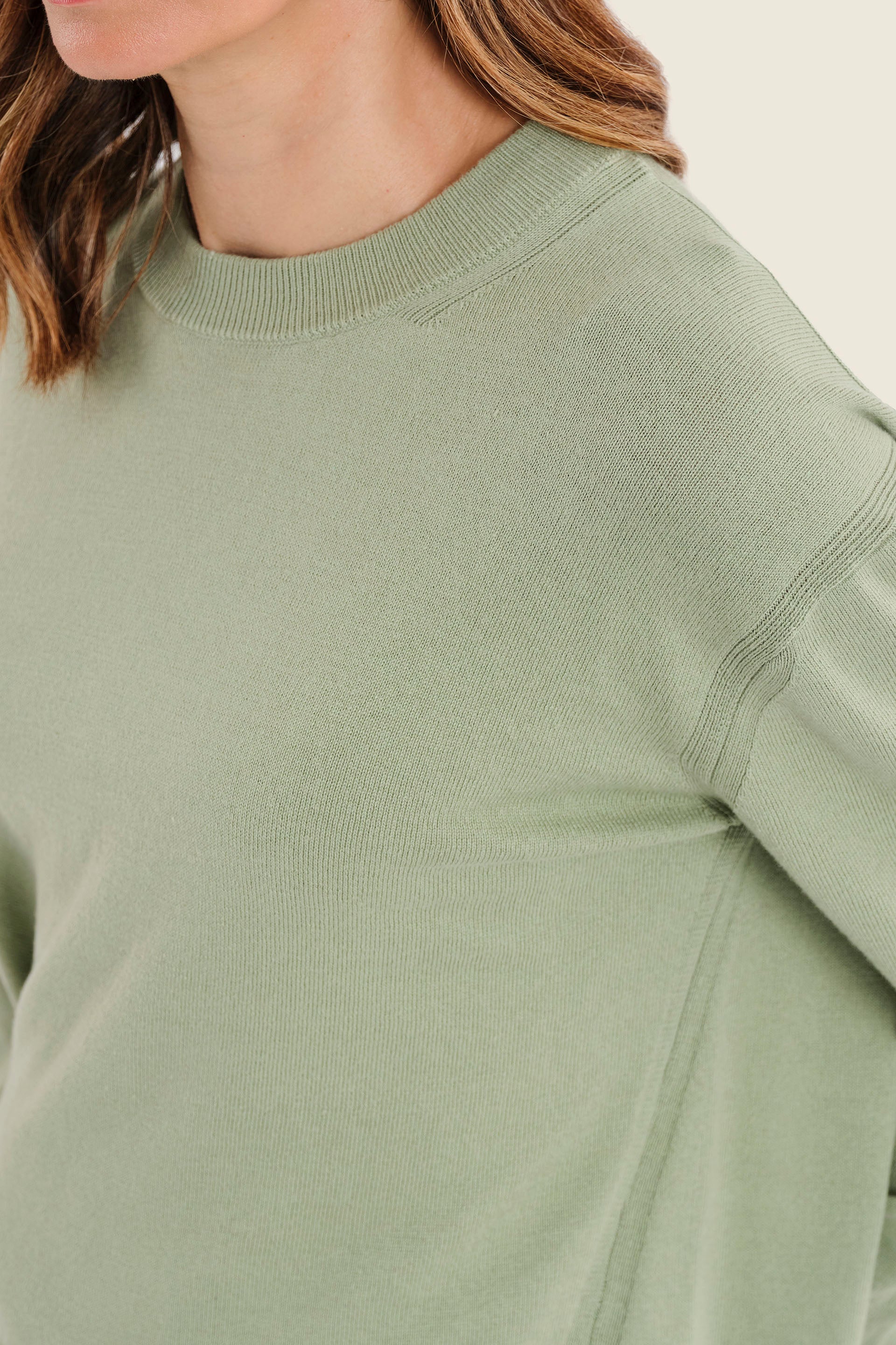 Pullover im Colour-Block mit gemustertem Vorderteil, Moosgrün