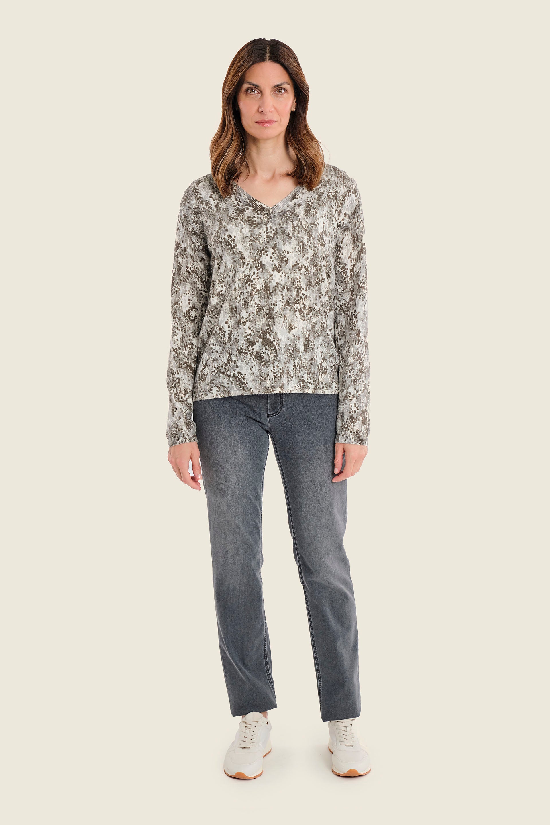 Pullover mit V-Ausschnitt und Allovermuster, Grün gemustert