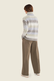 Pullover mit Farbverlauf und Stehkragen, Moosgrün