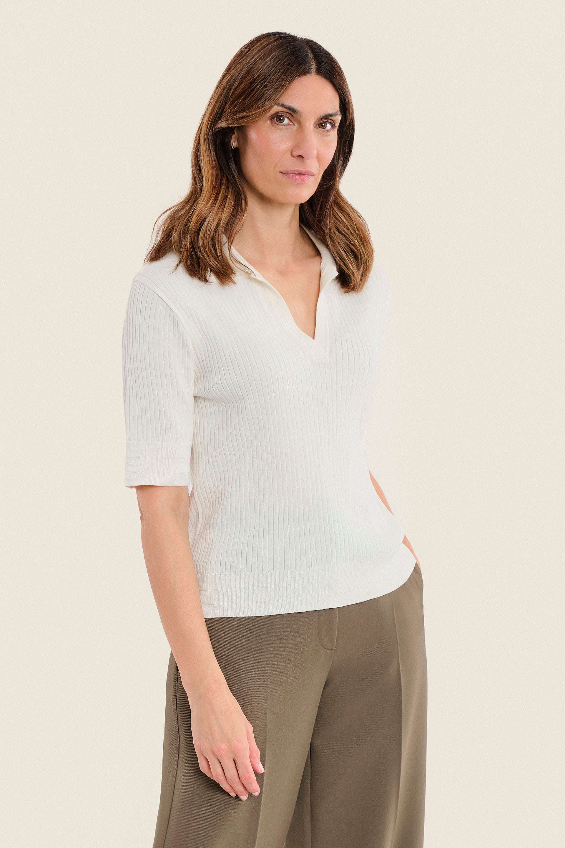 Strick-Poloshirt mit offenem Ausschnitt, Wollweiß