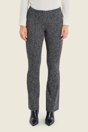 Ausgestellte Hose mit Bügelfalte, Schwarz-Weiß Jacquard