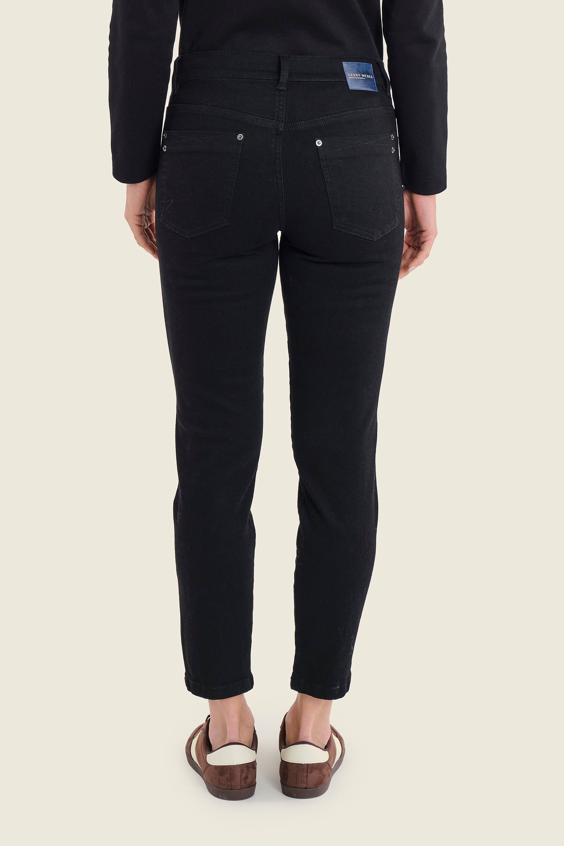 Schmale Jeans mit Stretchanteil, Denim Schwarz