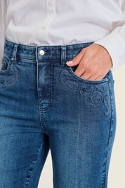 Weite Jeans mit Ton-in-Ton-Stickerei, Denim Mittelblau