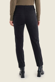 Chinohose aus Stretch-Baumwolle mit geradem Bein, Schwarz