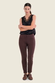 Schmale Strickhose zum Hineinschlüpfen, Pflaumenbraun