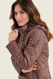 Steppjacke mit Kapuze und Rautensteppung, Mokkabraun