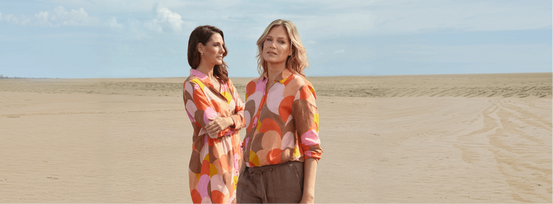 Zwei Frauen in Kleid und Bluse - Gerry Weber Coral Lagoon
