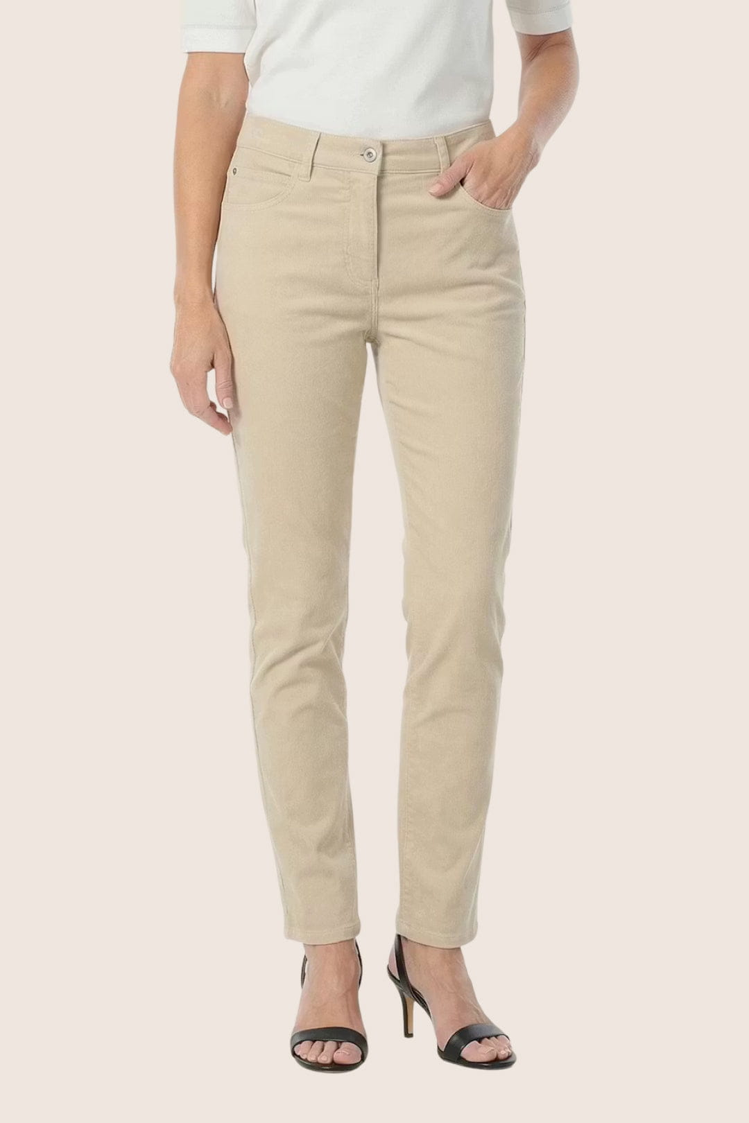 Helle Jeans in klassischem Stil von GERRY WEBER